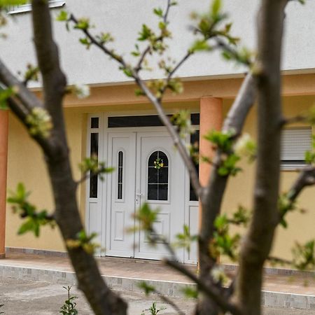 Pansion Mara i Pavo Hotell Međugorje Exteriör bild