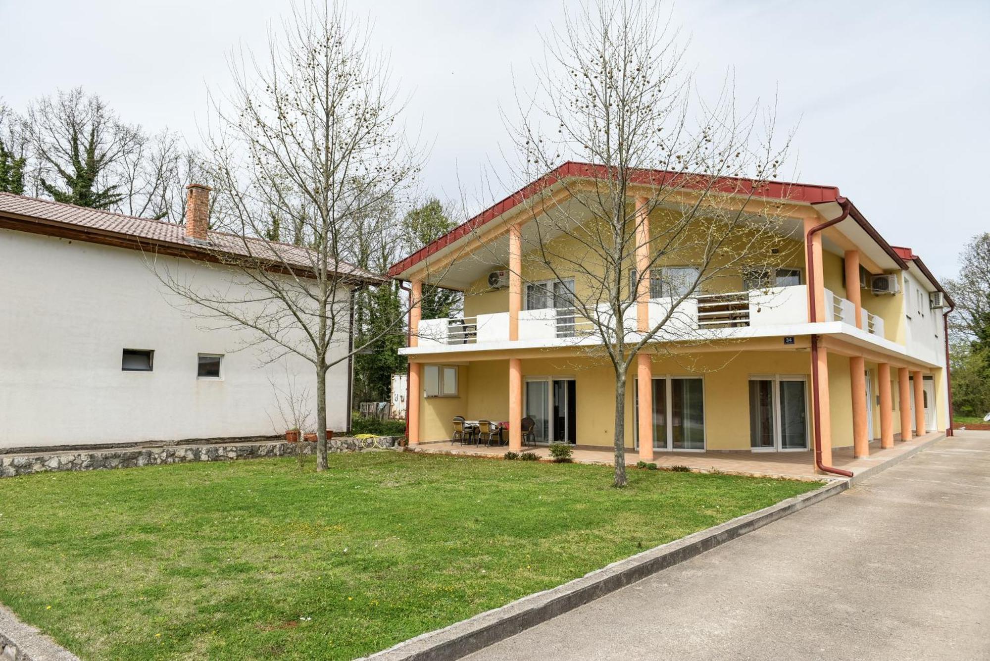 Pansion Mara i Pavo Hotell Međugorje Exteriör bild