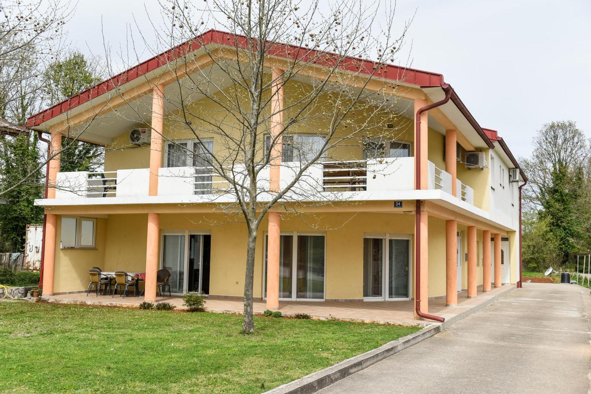 Pansion Mara i Pavo Hotell Međugorje Exteriör bild